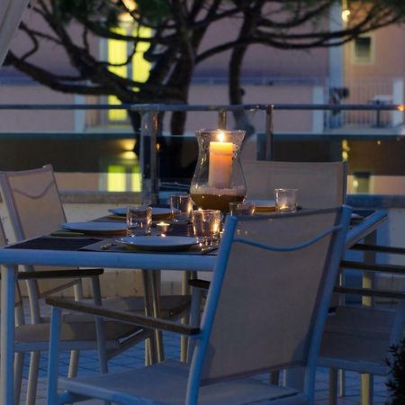 Dante 124 | Appartamenti A Riccione Buitenkant foto