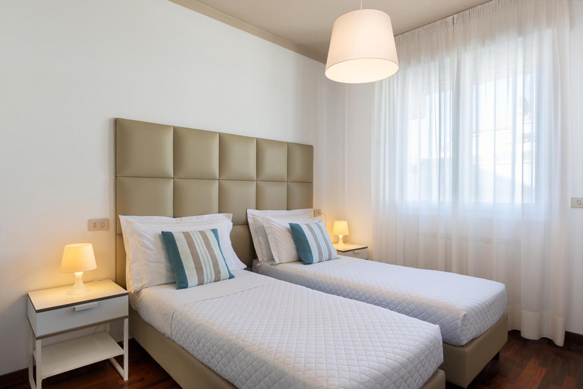 Dante 124 | Appartamenti A Riccione Buitenkant foto