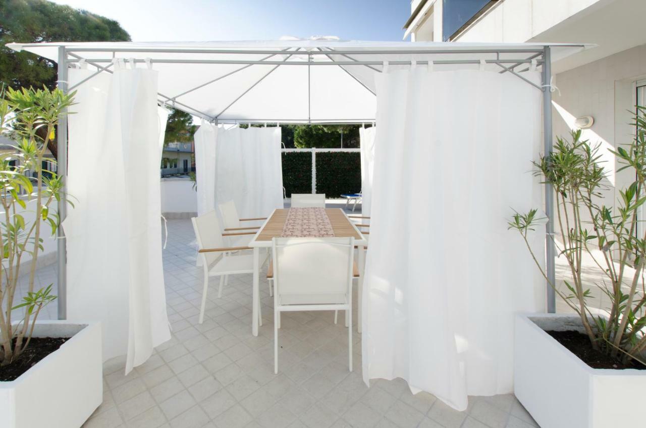 Dante 124 | Appartamenti A Riccione Buitenkant foto