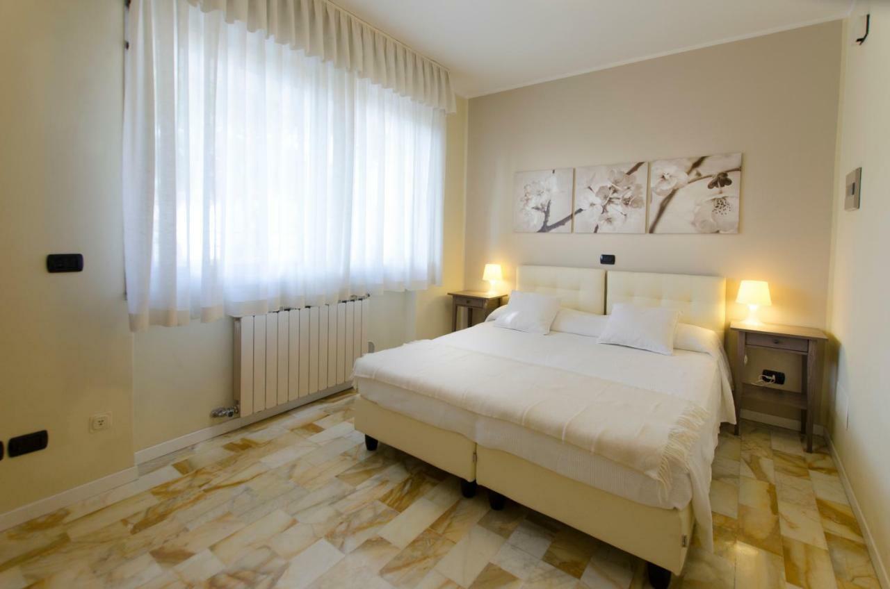 Dante 124 | Appartamenti A Riccione Buitenkant foto
